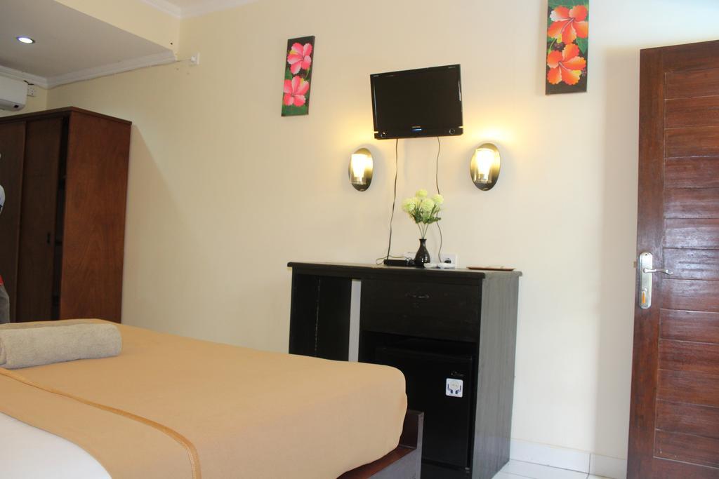 Jenny Bunker Homestay Кута Экстерьер фото